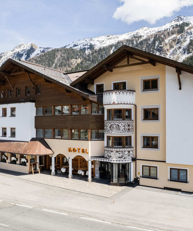 Aussenansicht Hotel